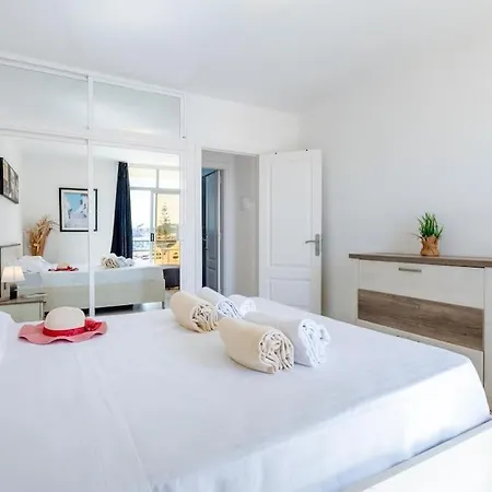 Διαμέρισμα Marina Palace Amazing Balcony Renovated *