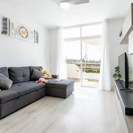 Marina Palace Amazing Balcony Renovated Appartement *