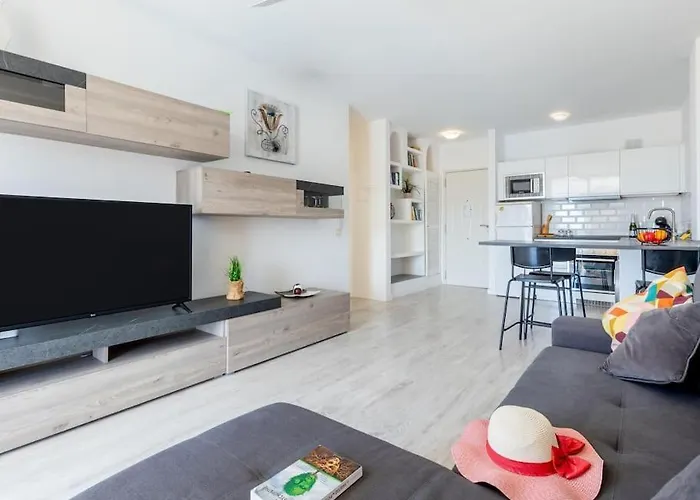 Lägenhet Marina Palace Amazing Balcony Renovated